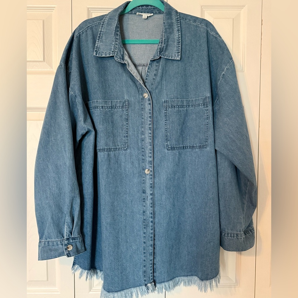 Oversized Denim Shirt with Raw Hem (Great for layering!) ee:some 1 XL NEW!
